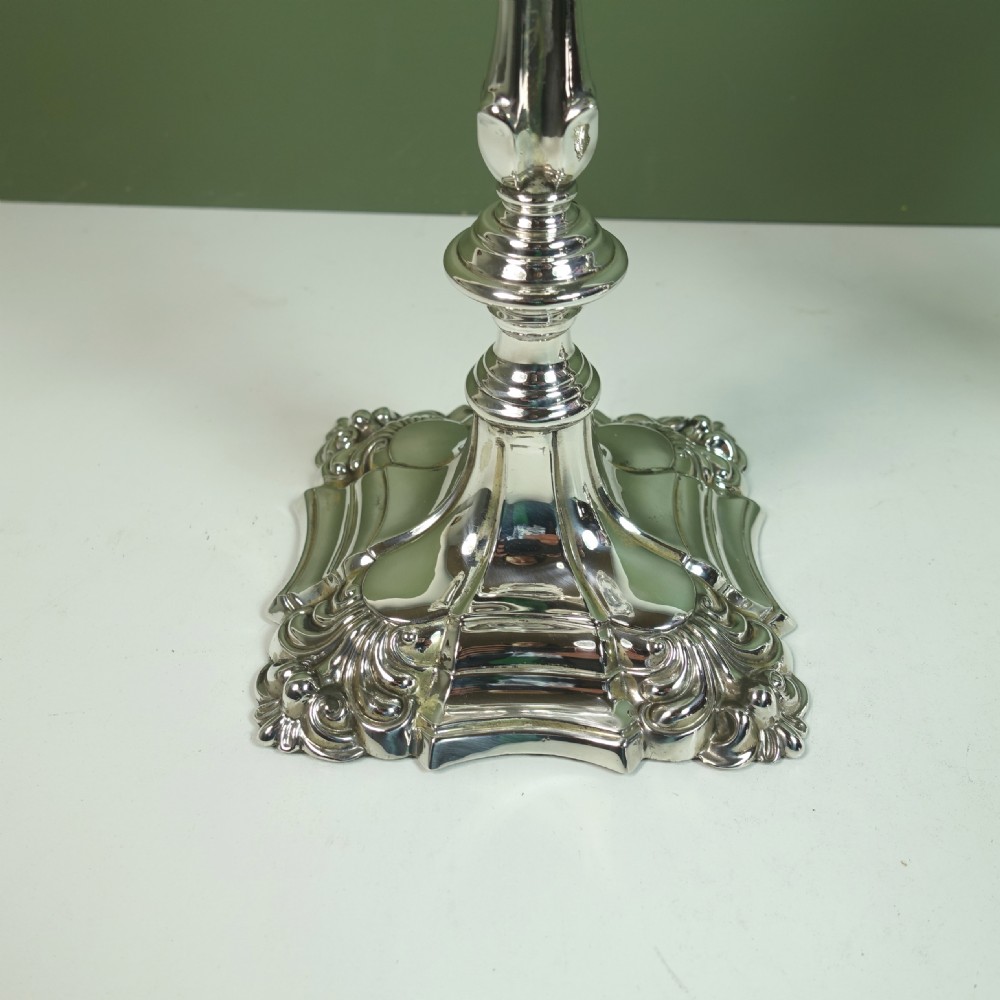 PAIR OF SILVER CANDLESTICKS, BIRMINGHAM 1905 View II