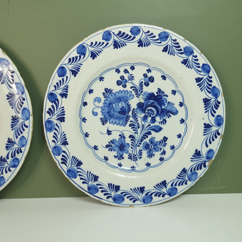 PAIR OF 18TH C DELFT PLATES View II