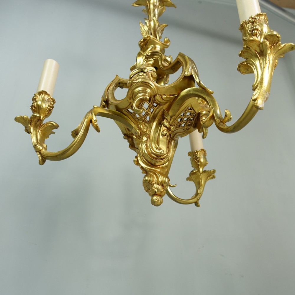 19TH C ORMOLU CENTRE LIGHT View VI