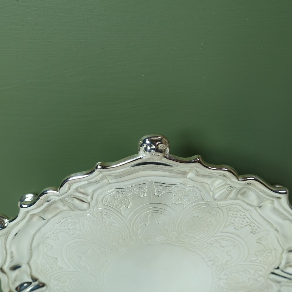 18TH C SOLID SILVER SALVER View IV