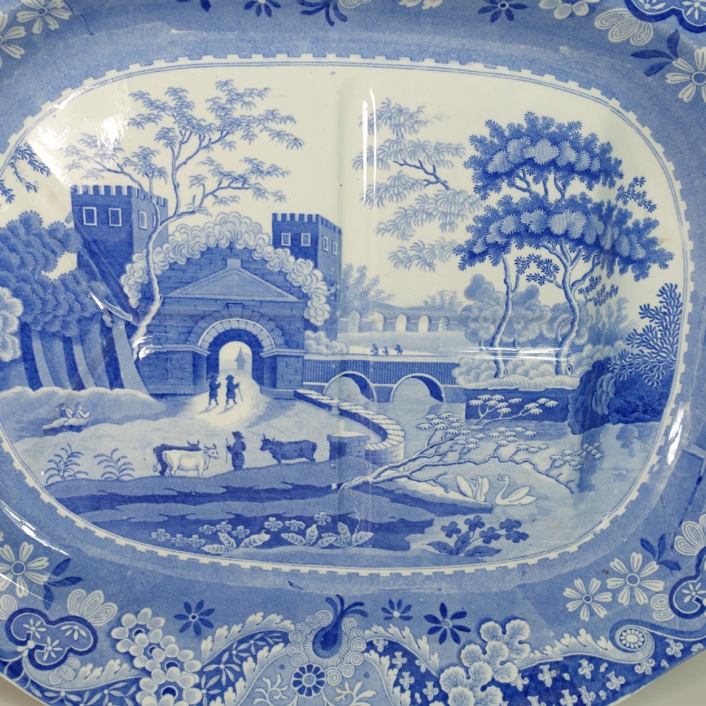 LARGE 19TH C SPODE MEAT PLATE View II