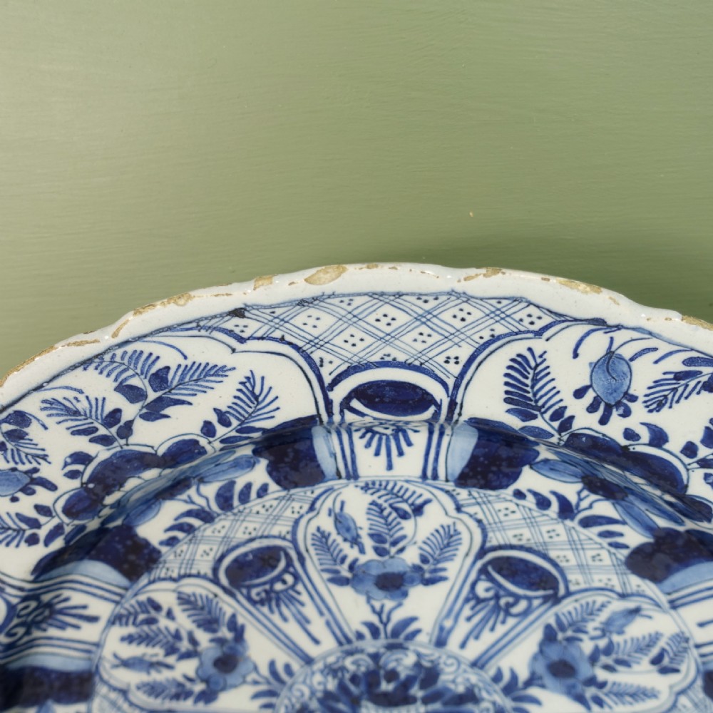 18TH C EXUBERANTLY DECORATED DELFT CHARGER View III