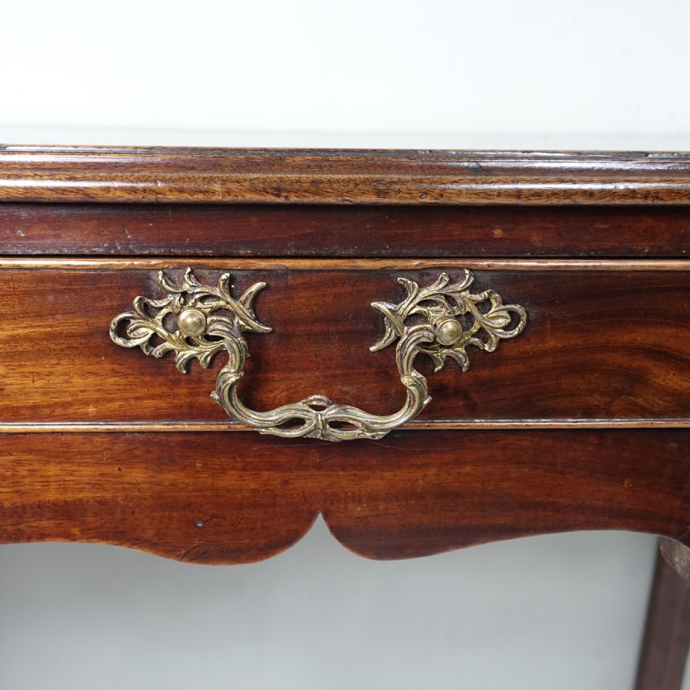 18TH C MAHOGANY LOW BOY, SIDE TABLE View V