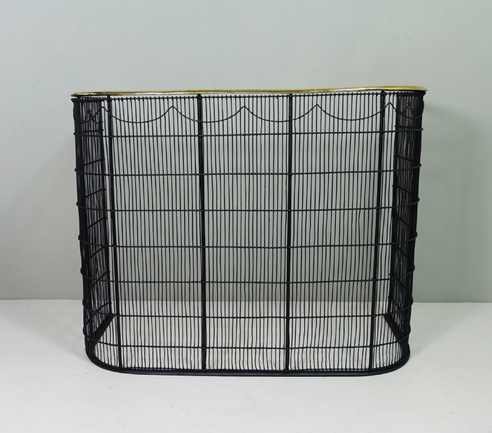 19TH C FIRE GUARD