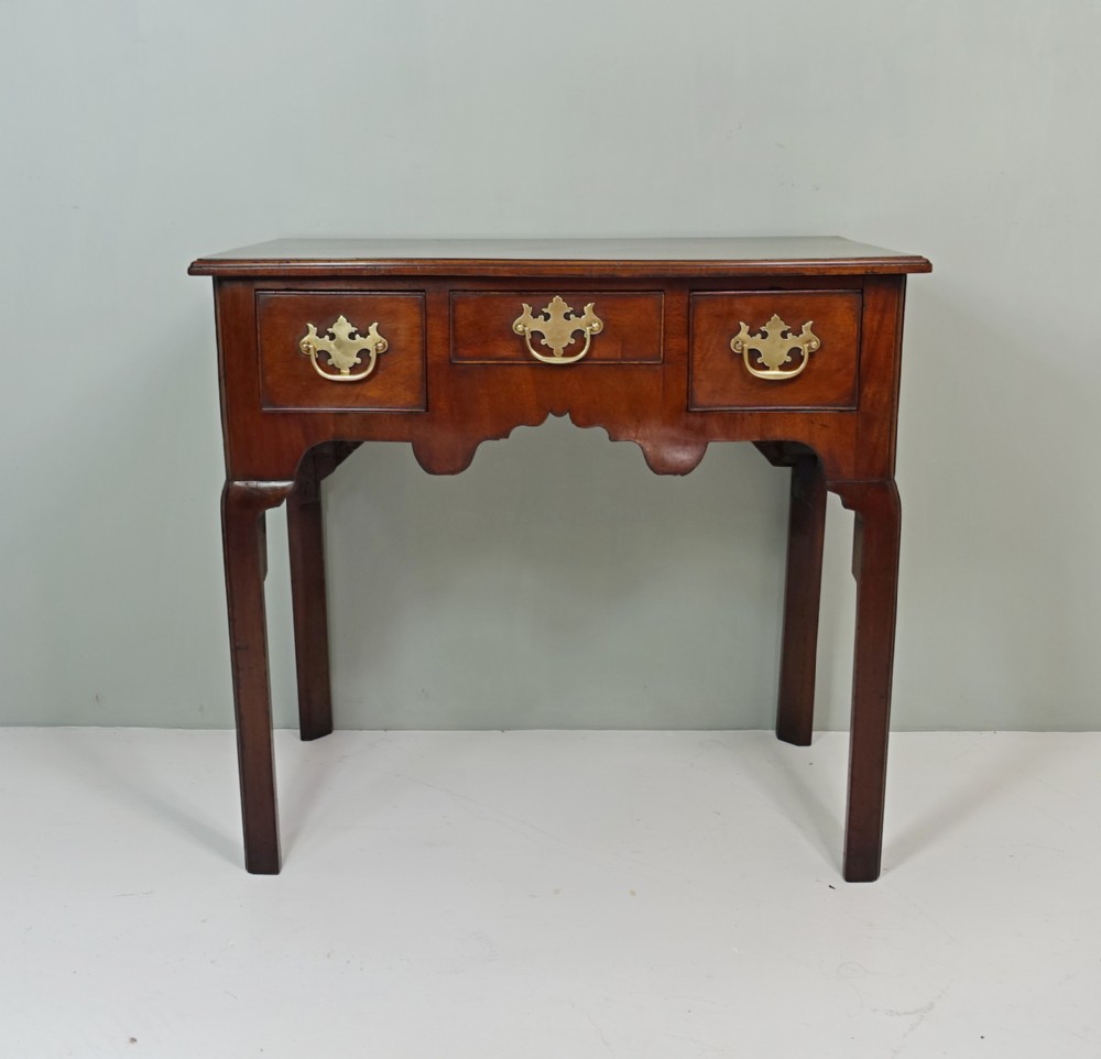 18TH C MAHOGANY LOWBOY, SIDE TABLE