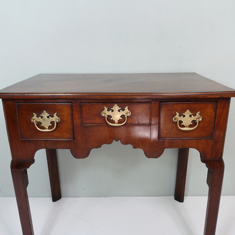 18TH C MAHOGANY LOWBOY, SIDE TABLE View II