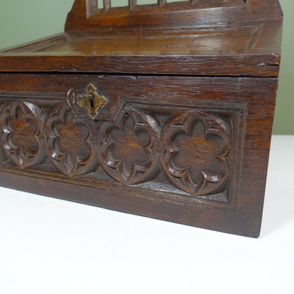 19TH C OAK OFFERTORY BOX View V
