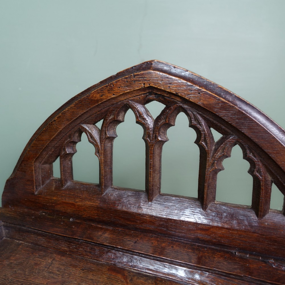 19TH C OAK OFFERTORY BOX View VI