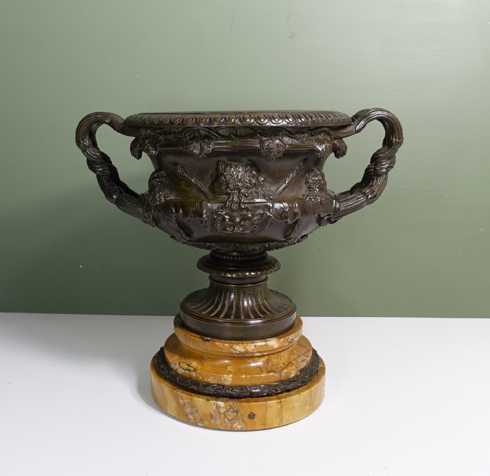 19TH C CLASSICAL BRONZE VASE