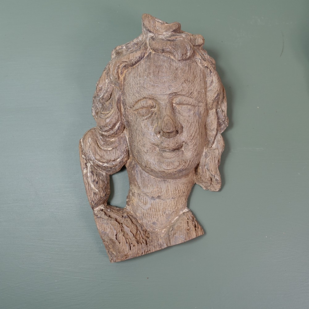 PAIR OF CARVED OAK HEADS 1700 View III