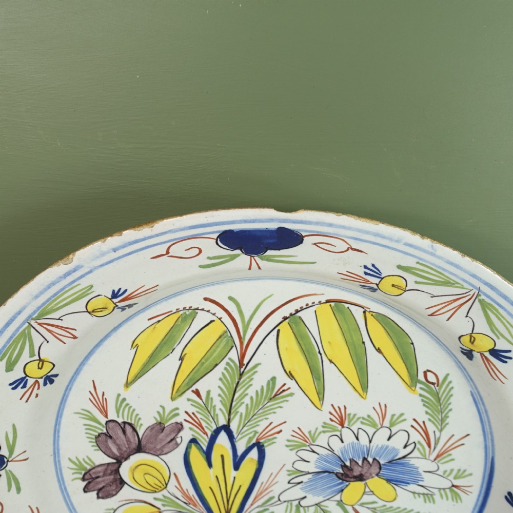 18TH C DELFT POLYCHROME CHARGER View III