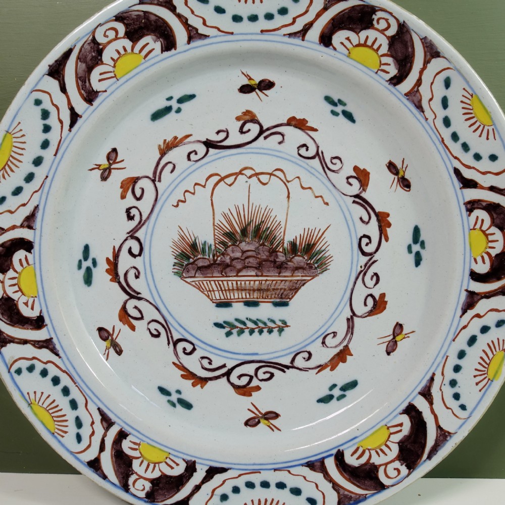 18TH C DELFT POLYCHROME CHARGER View III