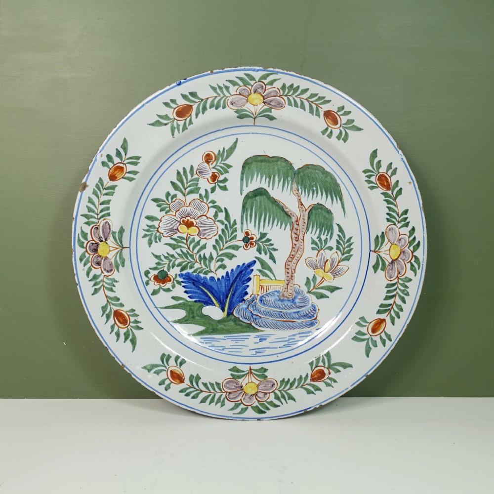 EARLY 18TH C DELFT POLYCHROME CHARGER