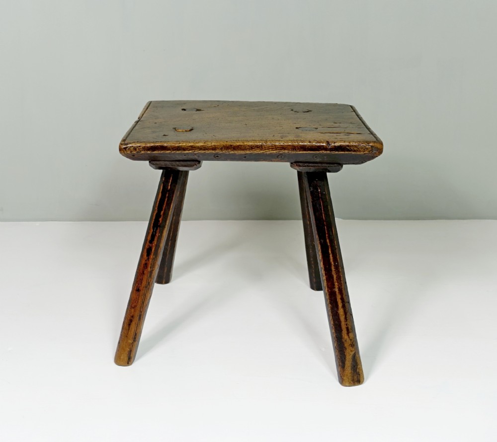 19TH C OAK STOOL
