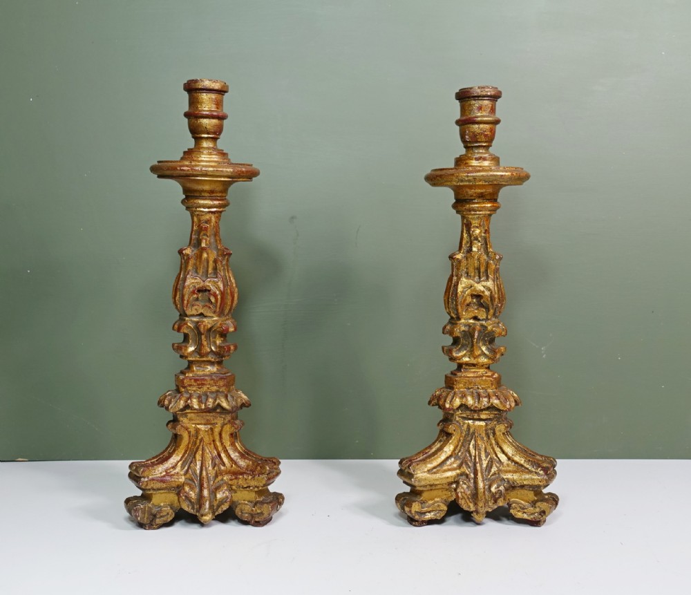 PAIR OF 19TH C GILTWOOD CANDLESTICKS