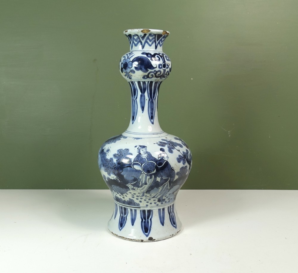 18TH C DELFT VASE