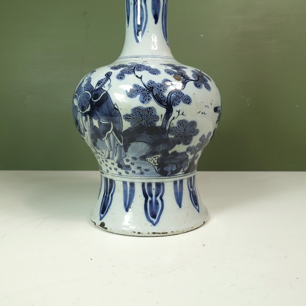 18TH C DELFT VASE View V