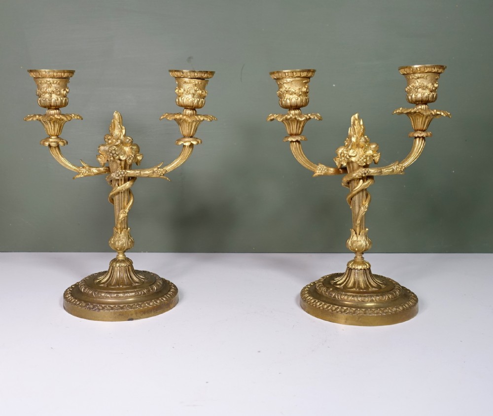 PAIR OF 19TH C ORMOLU CANDLESTICKS