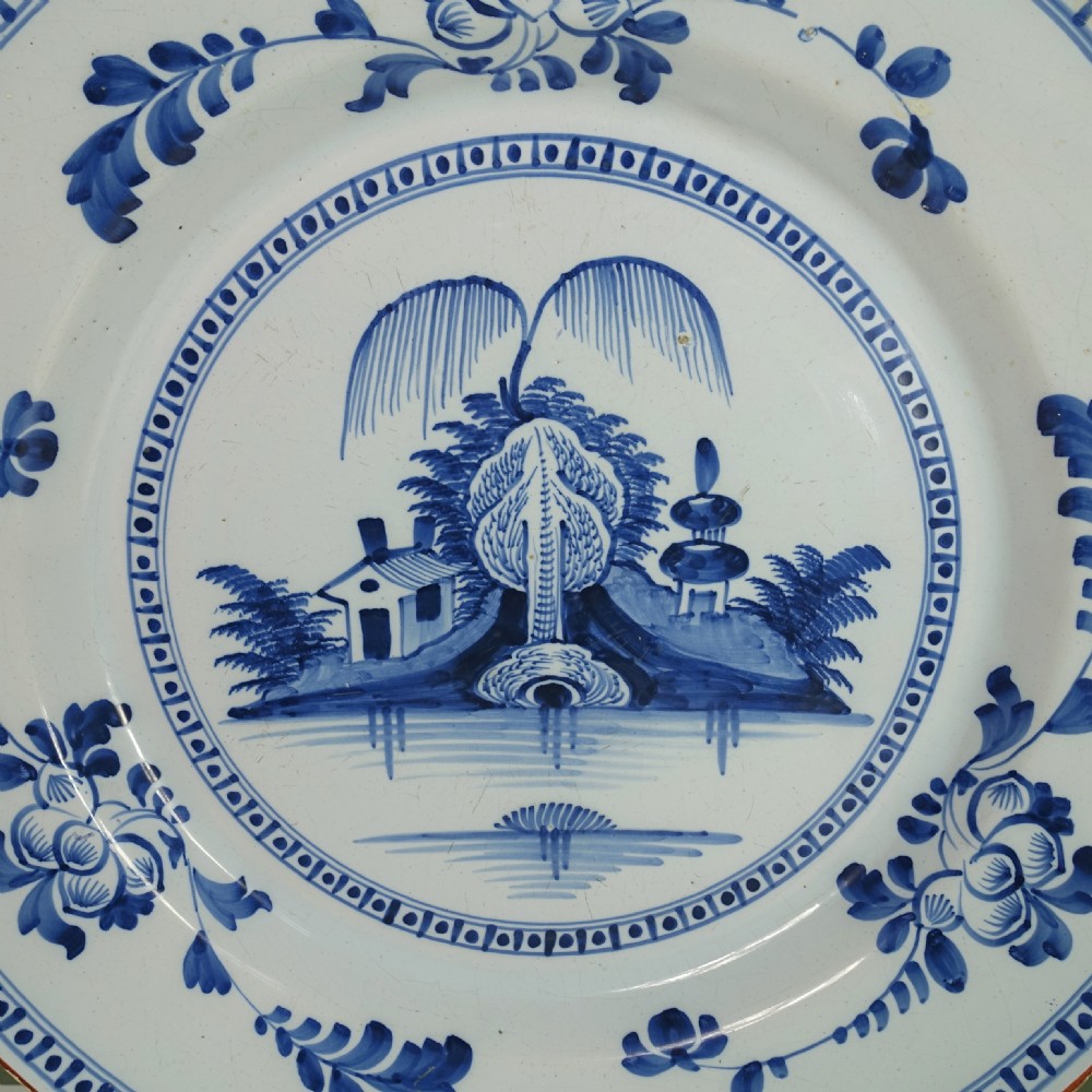18TH C DELFT CHARGER View IV