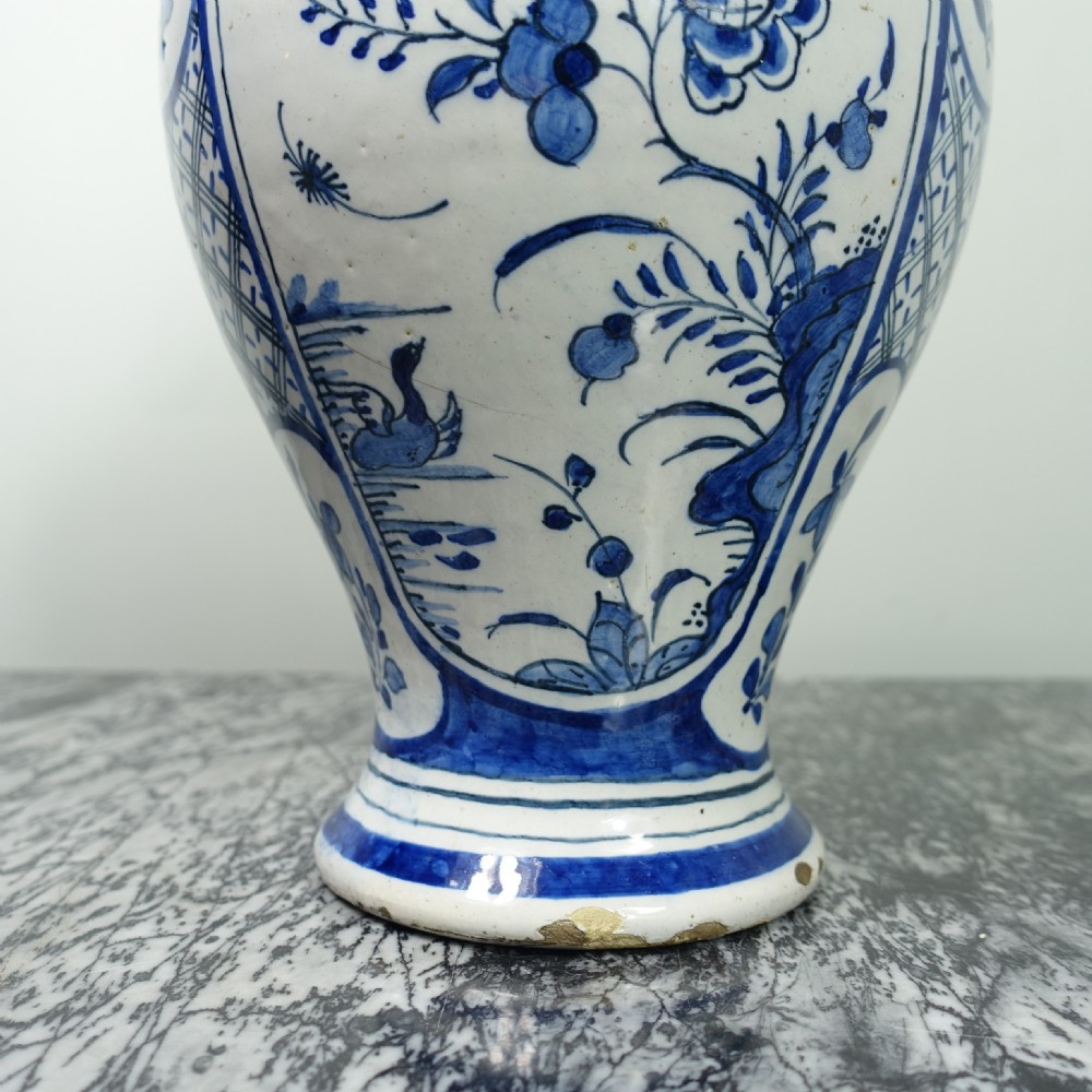 18TH C DELFT VASE View IV
