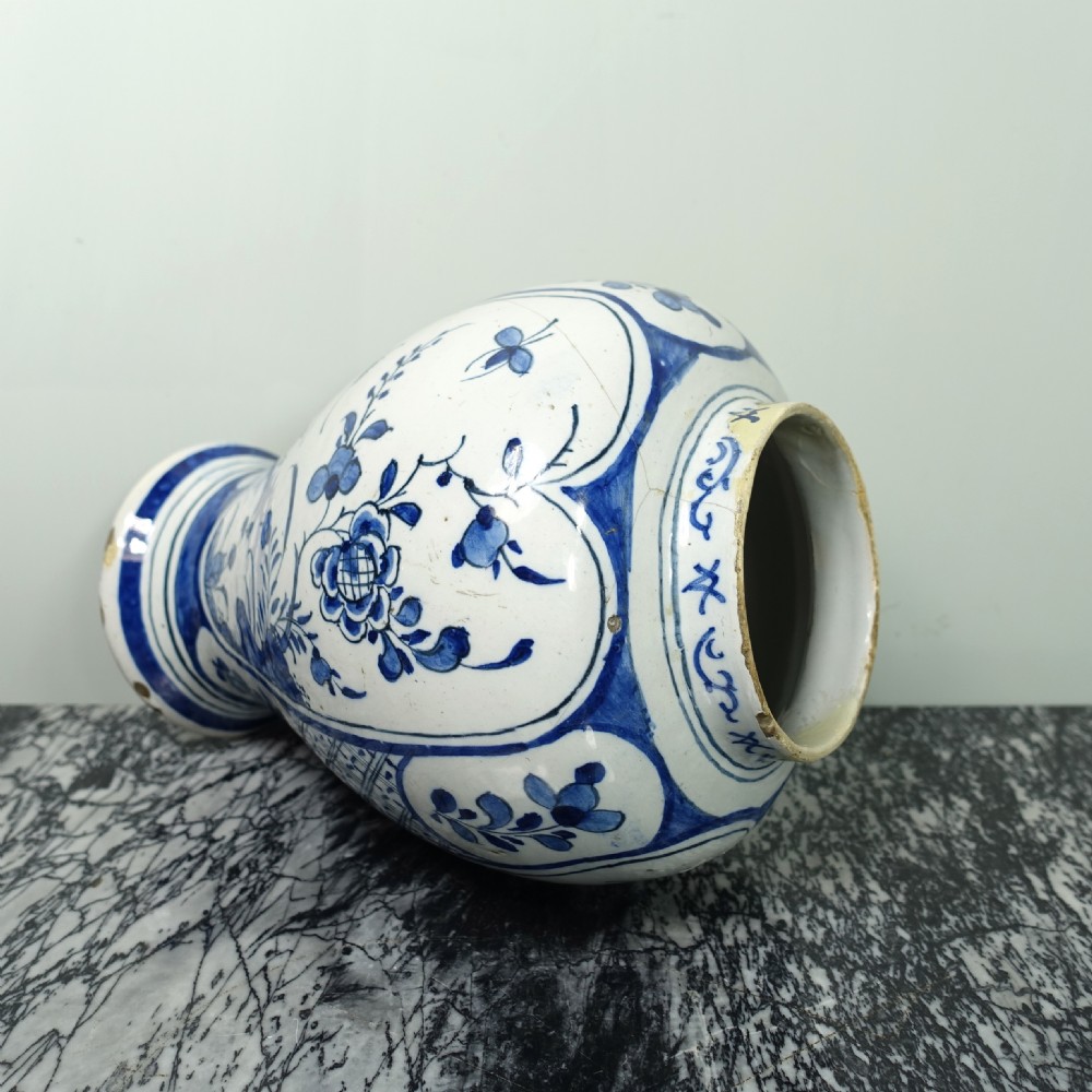 18TH C DELFT VASE View VI