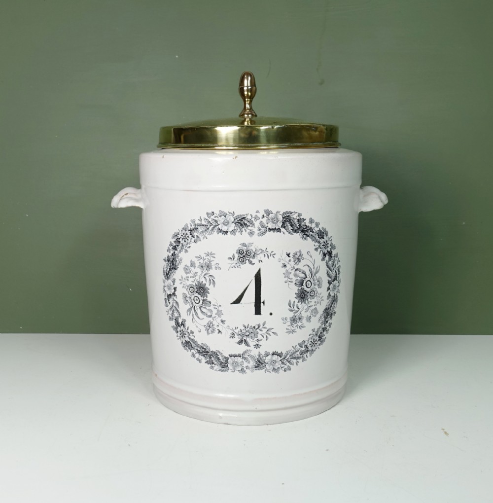 EARLY 19TH C TIN GLAZE JAR & COVER