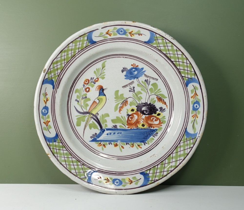 18TH C TIN GLAZED POLYCHROME CHARGER