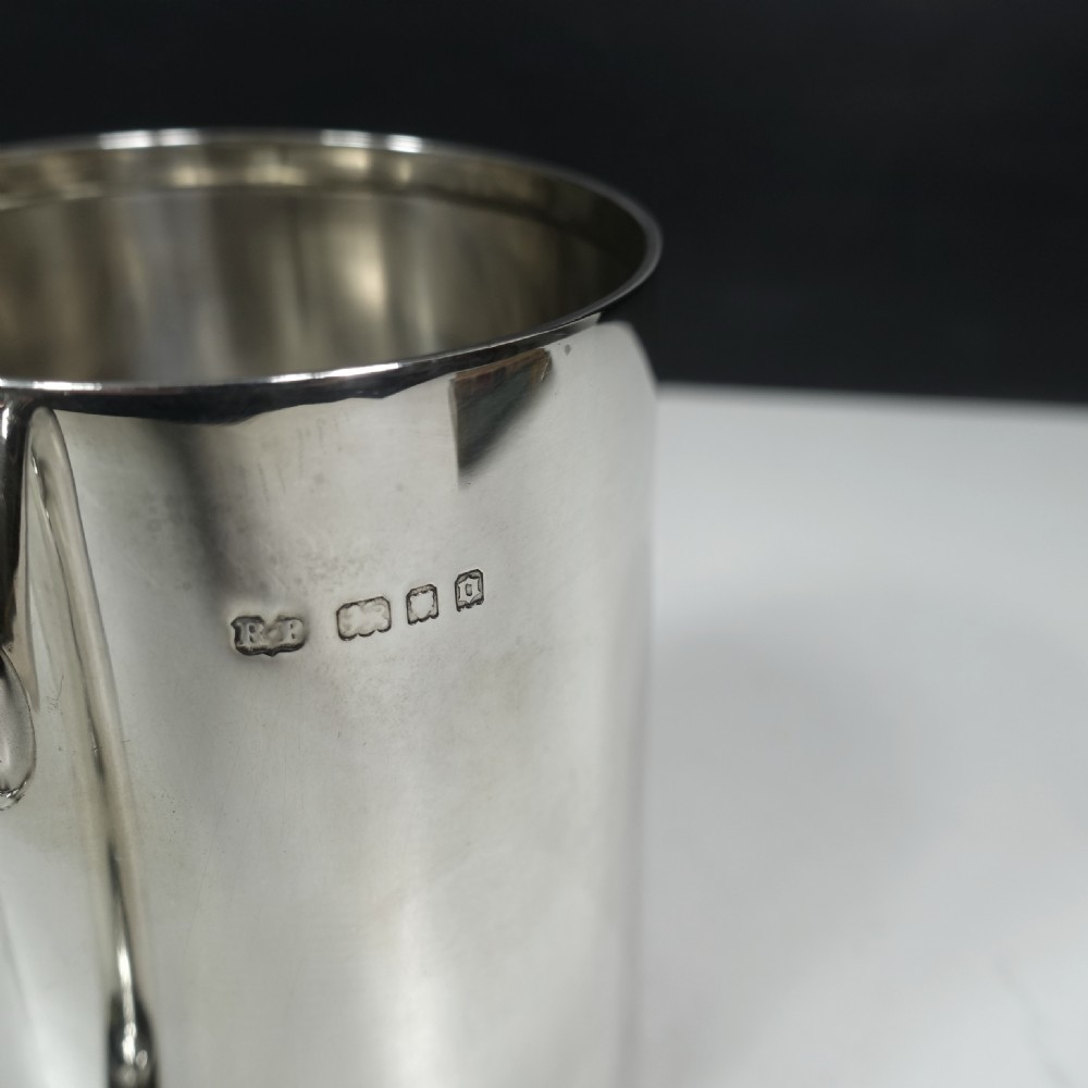 SOLID SILVER PINT TANKARD, LONDON 1929 View VI