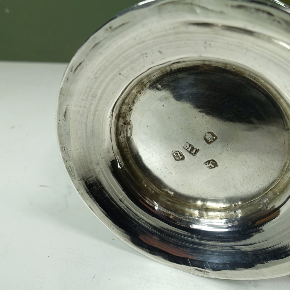 LARGE 18TH C SOLID SILVER TANKARD View VII