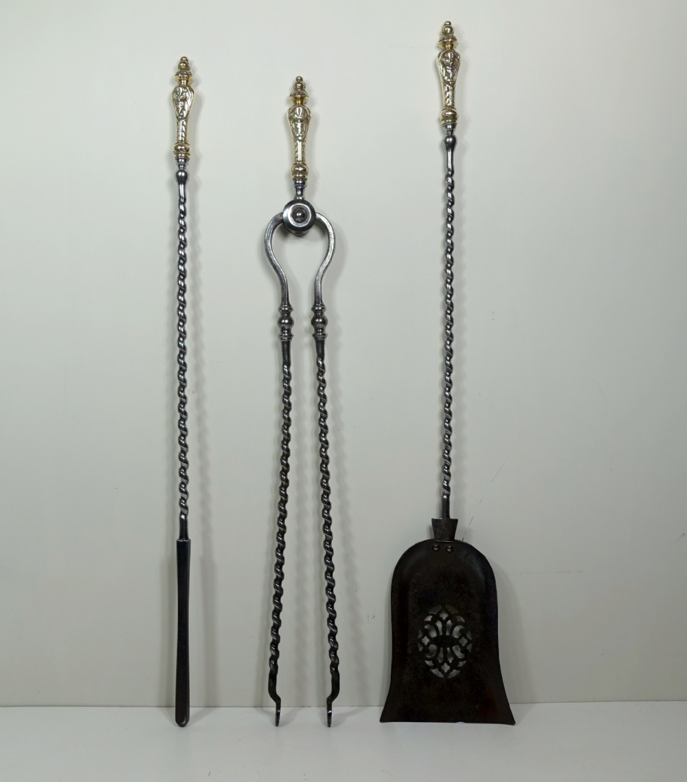 SET OF EARLY 19TH C BRASS & STEEL FIRE TOOLS