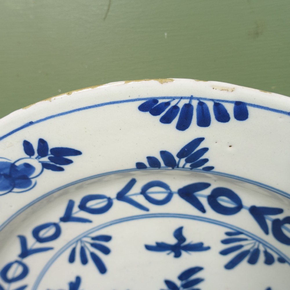 18TH C DELFT CHARGER View III