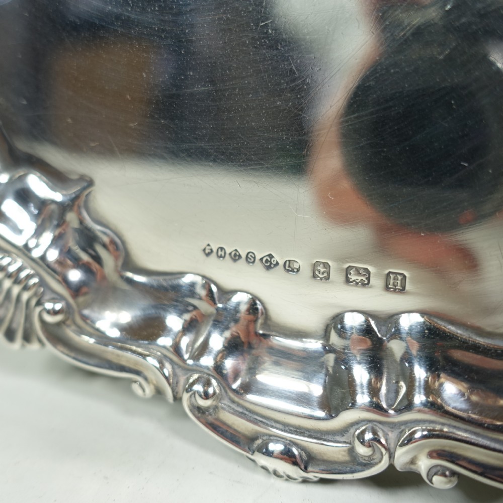 SOLID SILVER SALVER, BIRMINGHAM 1932 View III