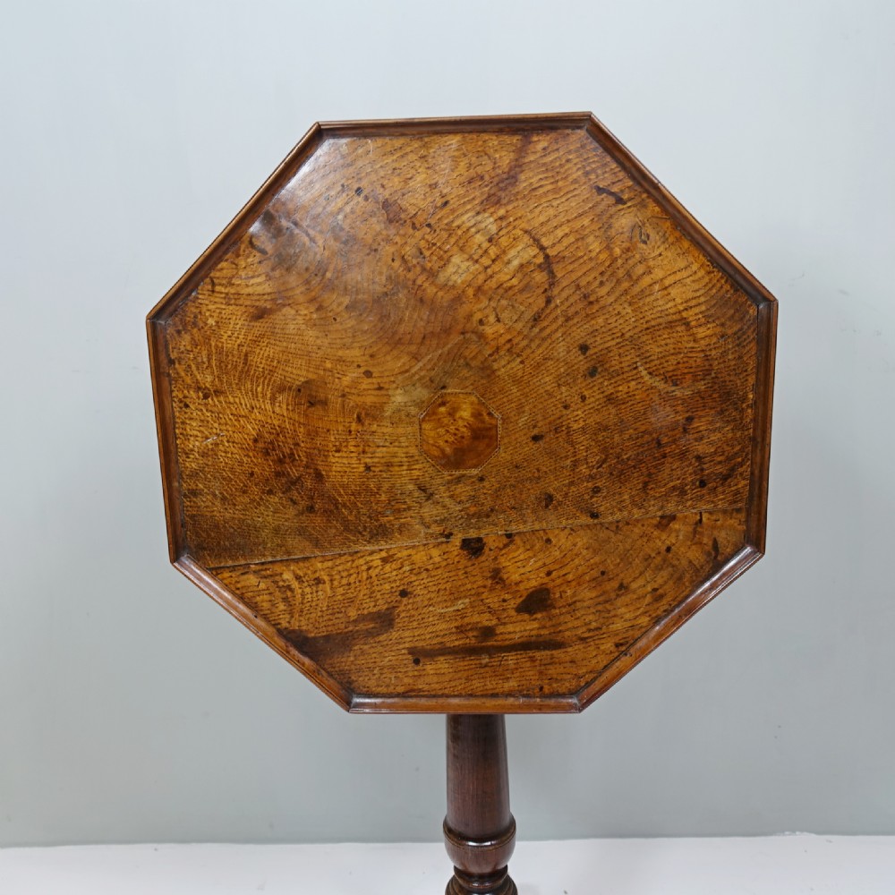 18TH C OAK TRIPOD TABLE View IV