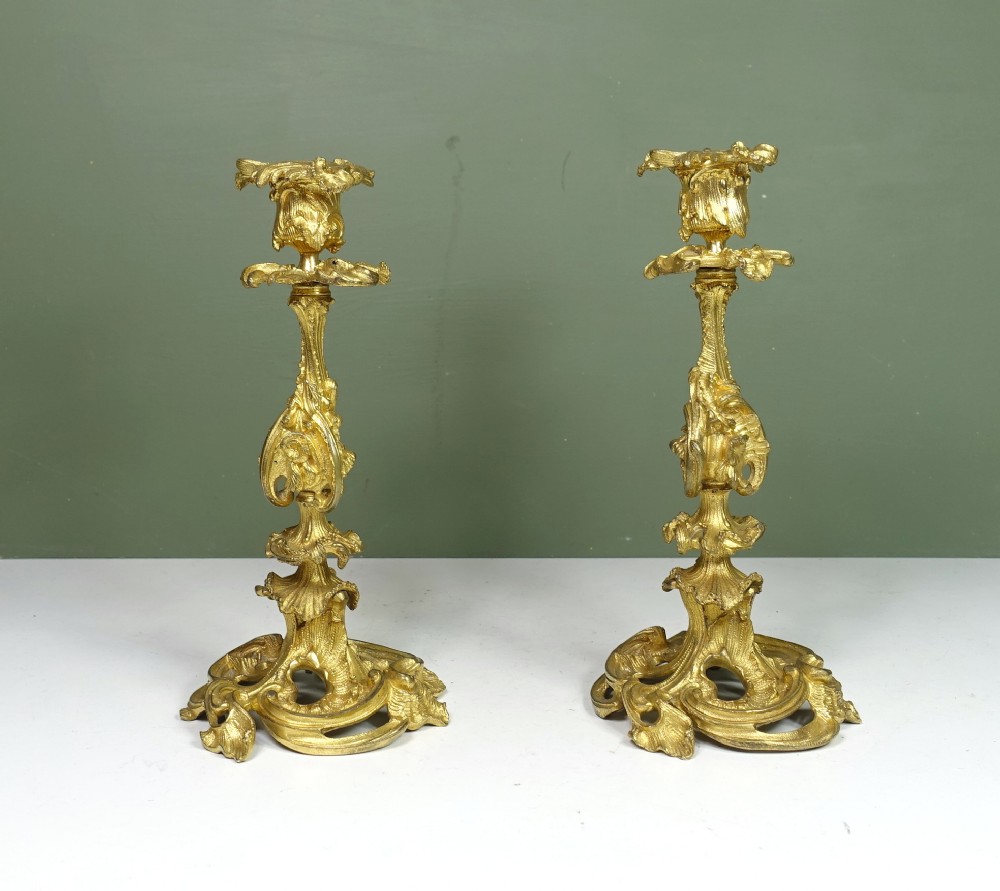 PAIR OF 18TH C ORMOLU CANDLESTICKS