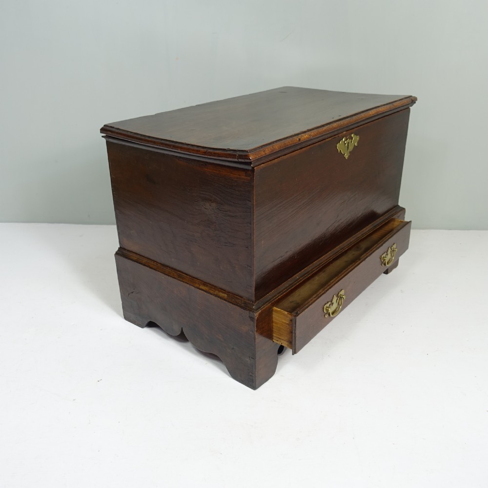 18TH C OAK CHEST COFFER BACHE View II