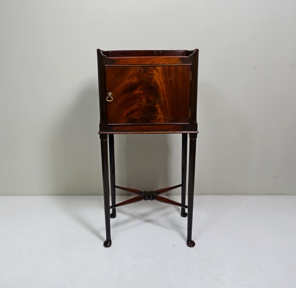 19TH C MAHOGANY POT CUPBOARD