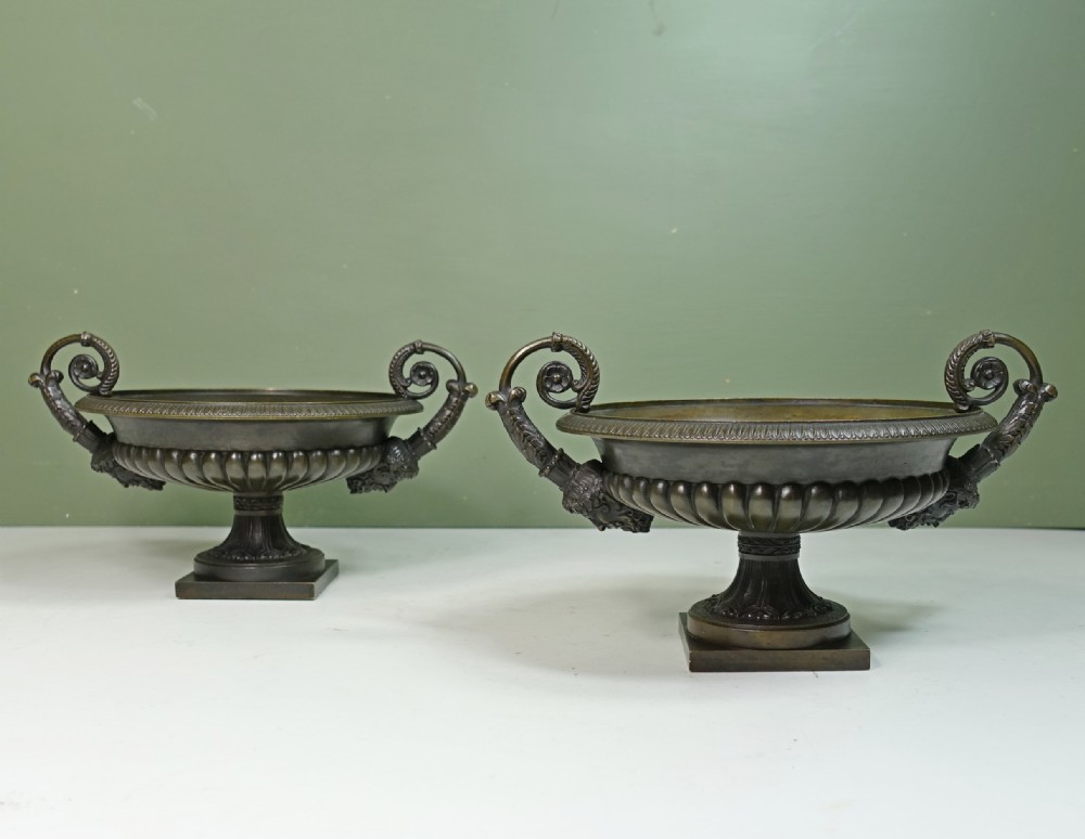 PAIR OF REGENCY BRONZE TAZZA