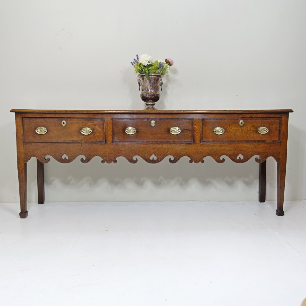 18TH C OAK DRESSER View II
