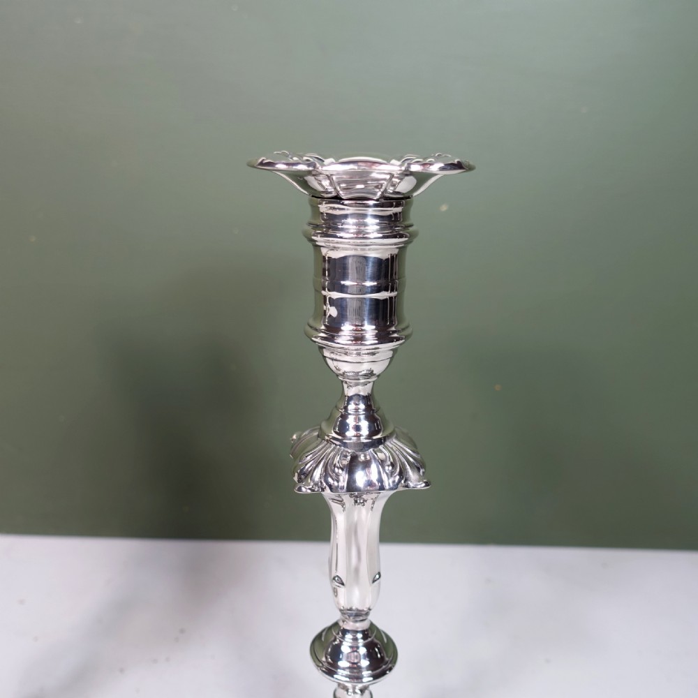 PAIR OF SILVER CANDLESTICKS 1909 View V