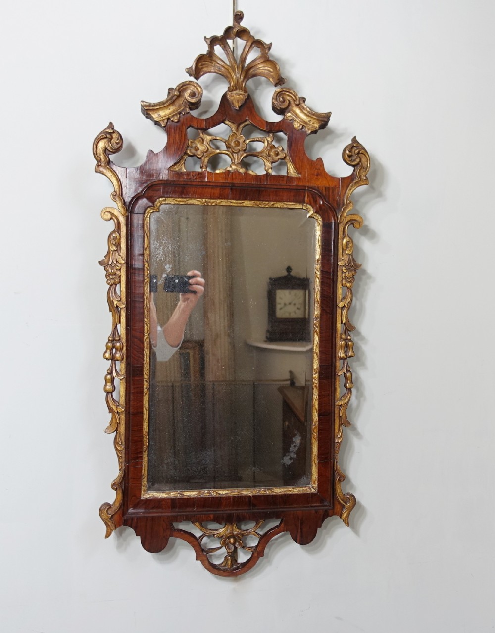 18TH C WALNUT & GILT MIRROR