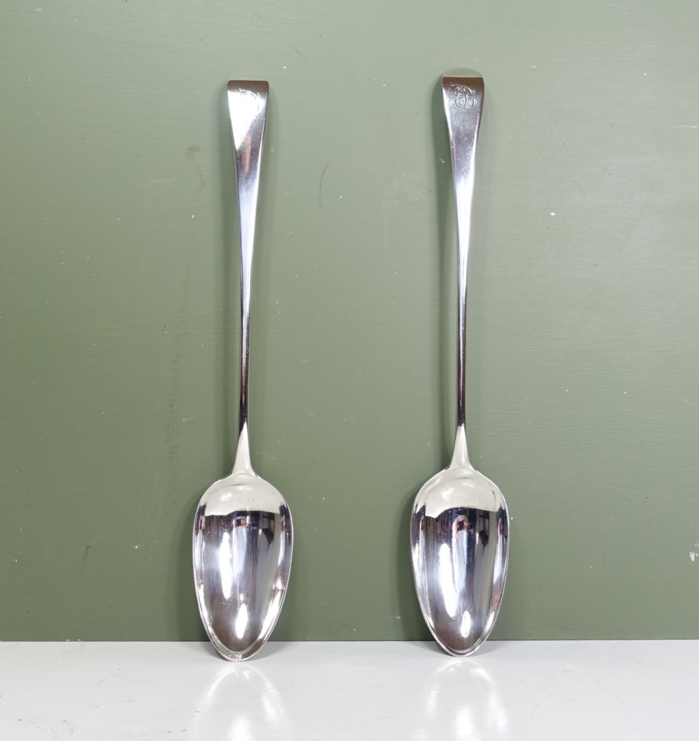 PAIR OF 18TH C SOLID SILVER BASTING SPOONS