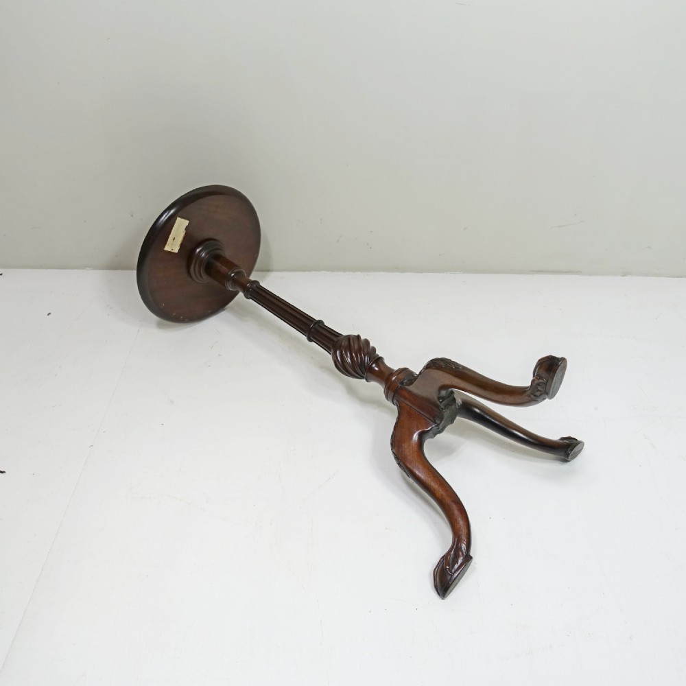 19TH C MAHOGANY WINE OR LAMP TABLE View V