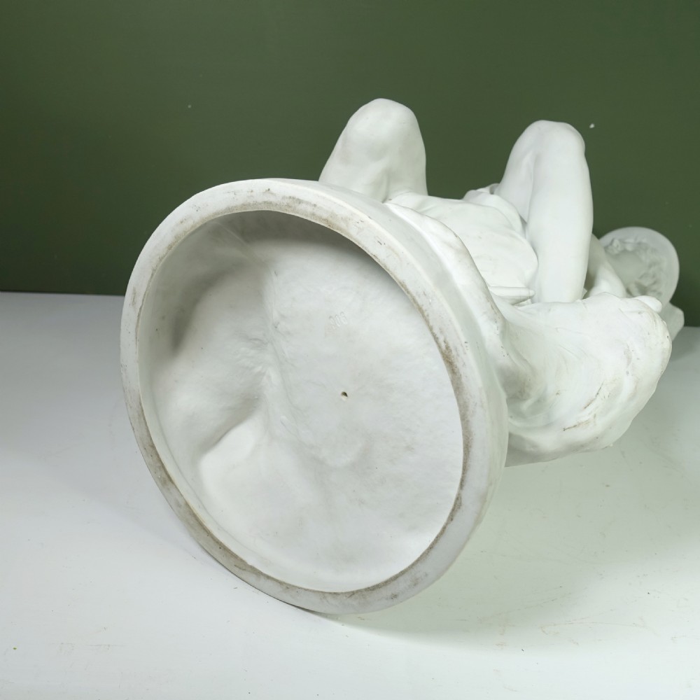 PORCELAIN FIGURE OF A YOUNG MERCURY View IV