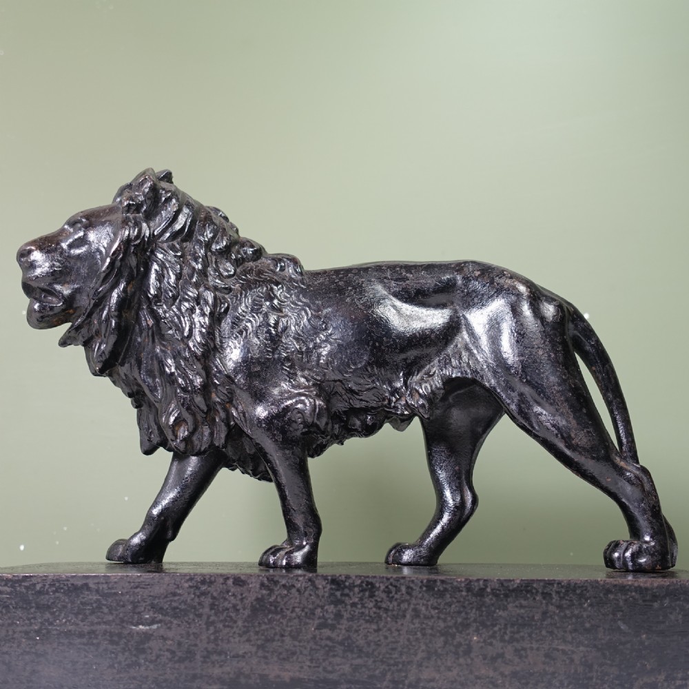 19TH C CAST IRON LION View V