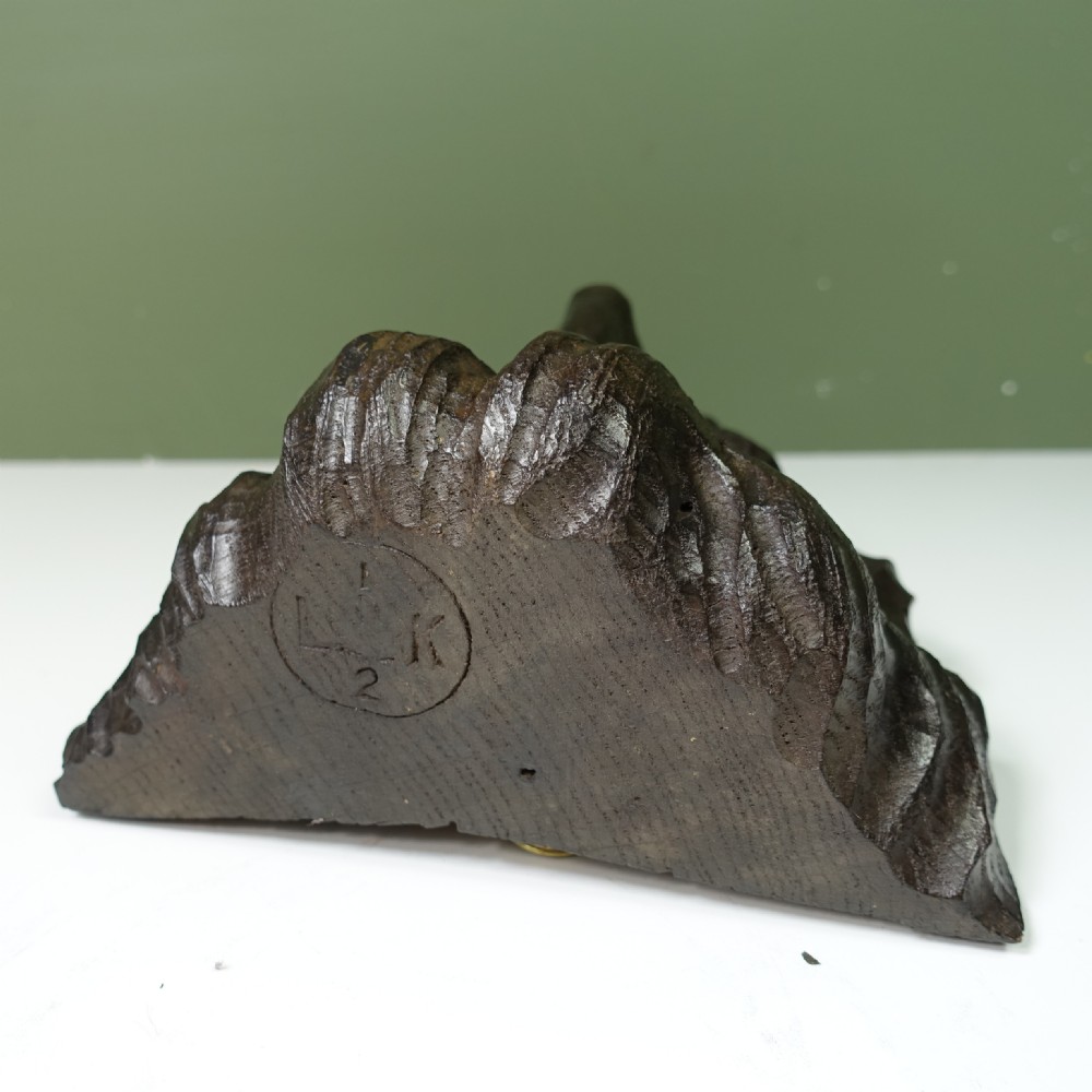 18TH C CARVED OAK HEAD View II