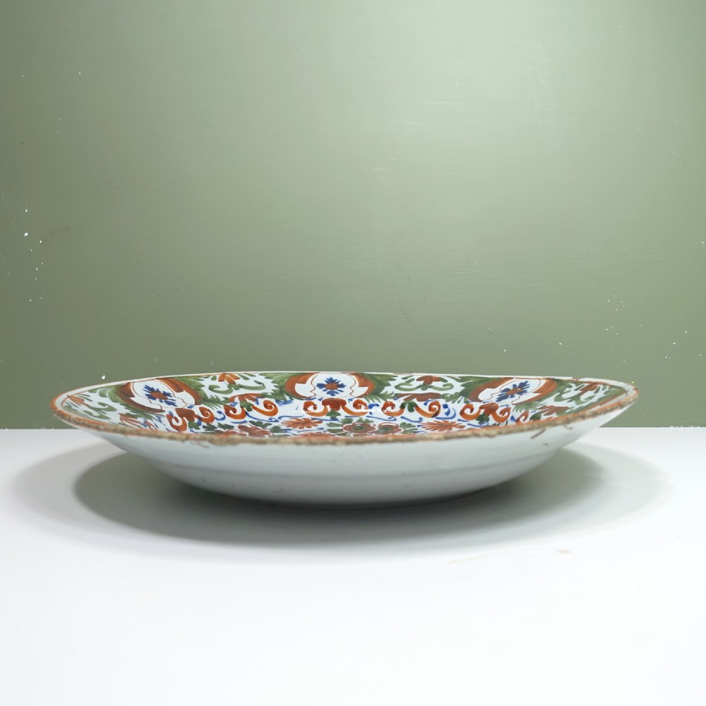 18TH C DELFT POLYCHROME CHARGER View IV