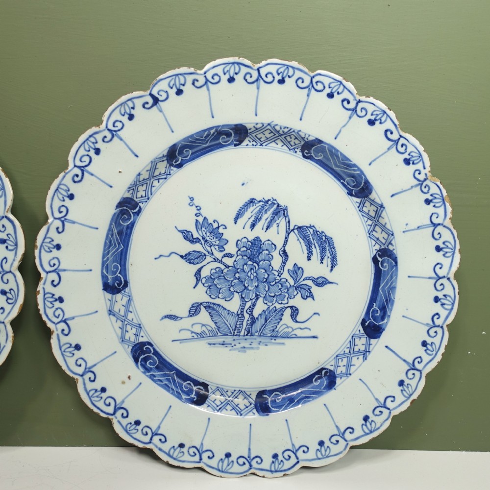 PAIR OF UNUSUAL 18TH C DELFT PLATES View II