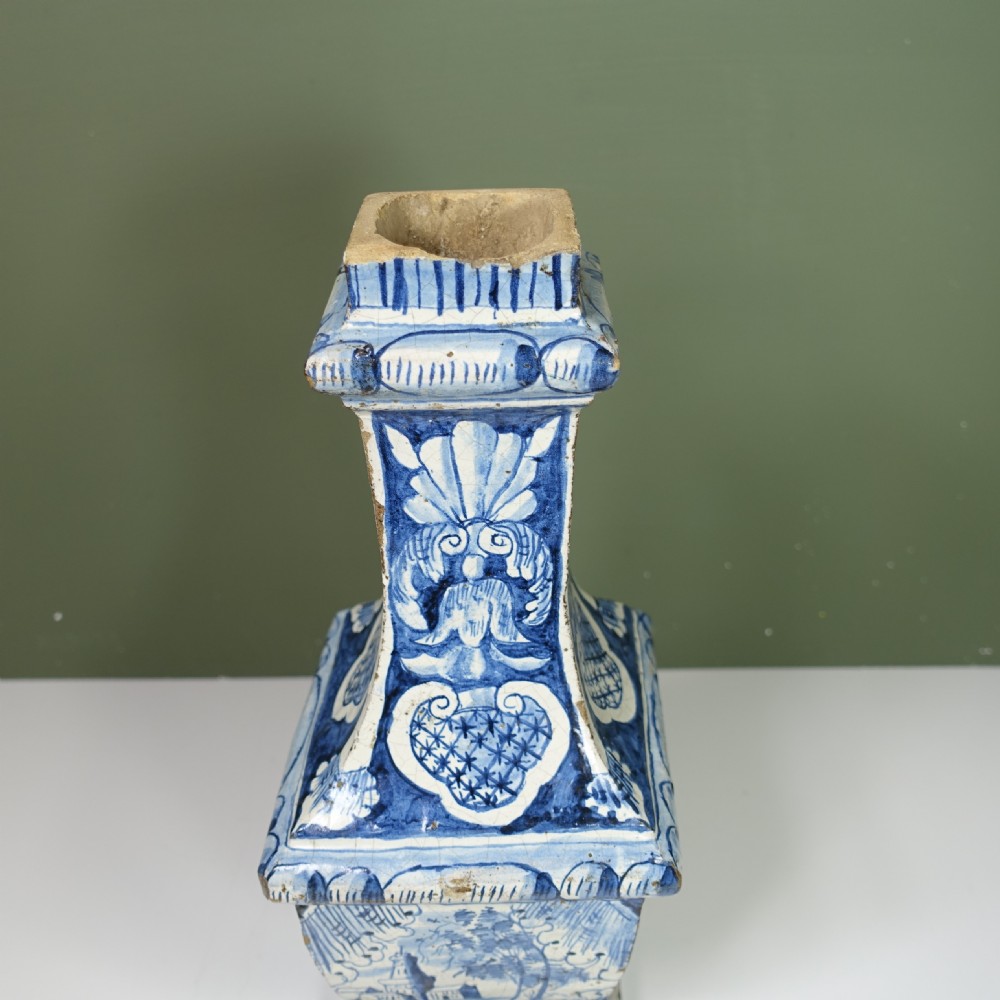 EARLY 18TH C DELFT BALUSTER View VI