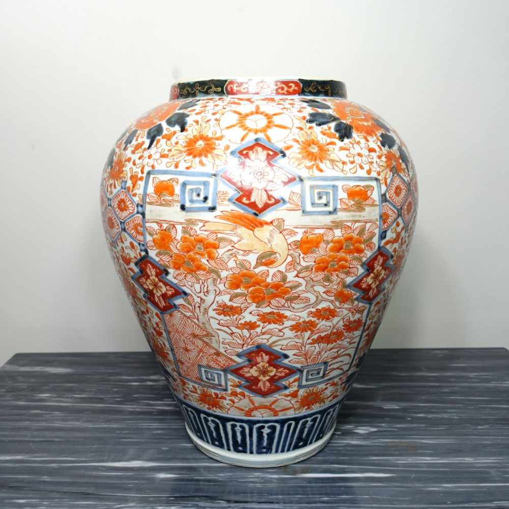 LARGE 19TH C IMARI VASE