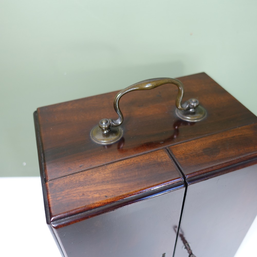 COMPLETE 18TH C MAHOGANY APOTHECARY CHEST View VII